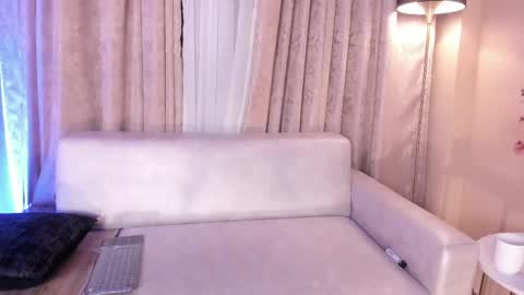Zoe Anderson online show from 04-28-26, 02:27