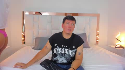 Zoe And Ethan online show from 09-16-25, 06:31