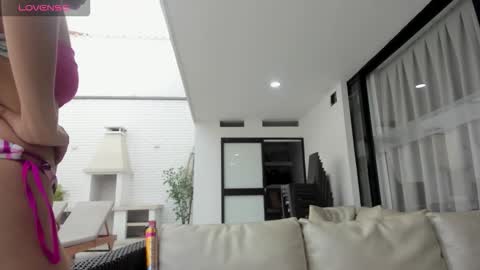 Snapshot of zoeblanc chatting on 01-10-26, 11:56 zoeblanc online show from 01-10-26, 11:56