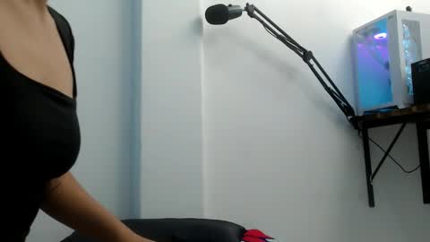 Snapshot of zoecute5817 chatting on 06-02-26, 02:02 ZOE online show from 06-02-26, 02:02