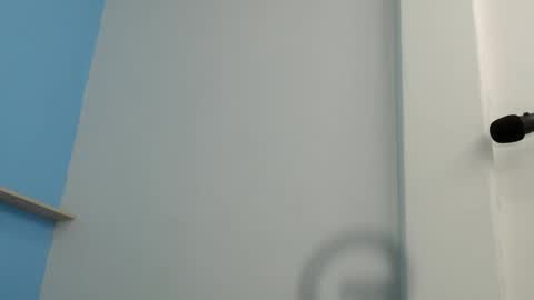 Snapshot of zoecute5817 chatting on 06-04-26, 01:11 ZOE online show from 06-04-26, 01:11