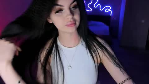 zoedrift online show from 10-20-25, 01:44