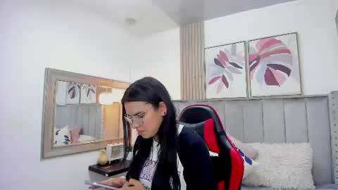 Snapshot of zoee_jhonson chatting on 06-09-26, 07:36 zoee_jhonson online show from 06-09-26, 07:36