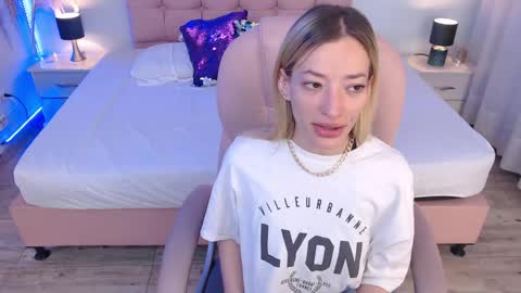 zoe online show from 06-01-26, 03:30