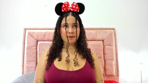 Snapshot of zoee_lov chatting on 01-16-25, 03:02 zoee online show from 01-16-25, 03:02