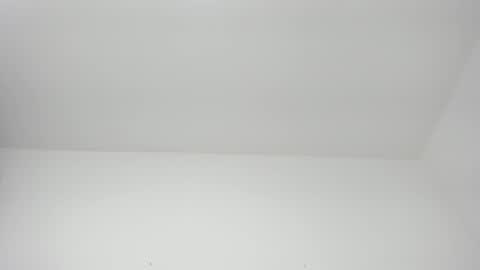 Snapshot of zoee_lov chatting on 01-25-25, 06:12 zoee online show from 01-25-25, 06:12
