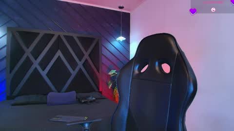 Zoe 3 online show from 03-31-26, 05:46