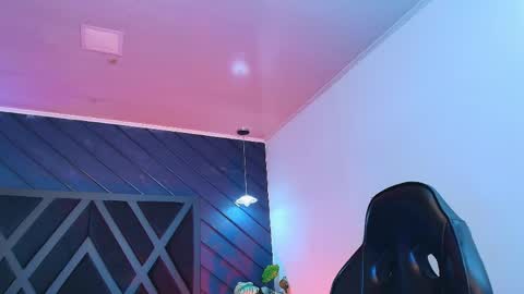 Zoe 3 online show from 04-25-26, 05:54