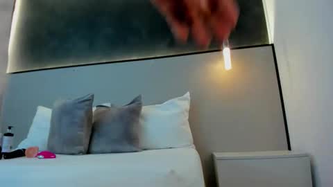 zoee_zi online show from 11-25-25, 07:14