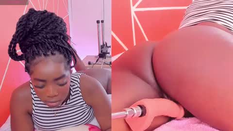 Snapshot of zoeethompson_cm chatting on 03-11-25, 05:24 online show from 03-11-25, 05:24