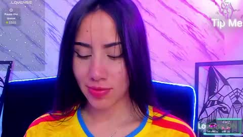 Laura  online show from 06-18-26, 06:13