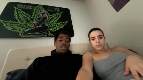 Snapshot of zoel87 chatting on 01-14-25, 06:28 LovelyLatin25 online show from 01-14-25, 06:28
