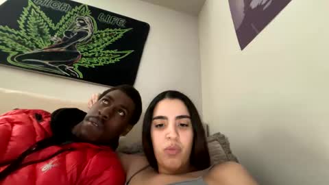Snapshot of zoel87 chatting on 01-17-25, 05:41 LovelyLatin25 online show from 01-17-25, 05:41