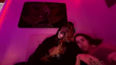 Snapshot of zoel87 chatting on 01-18-25, 10:28 LovelyLatin25 online show from 01-18-25, 10:28