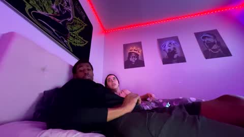 Snapshot of zoel87 chatting on 01-19-25, 02:04 LovelyLatin25 online show from 01-19-25, 02:04