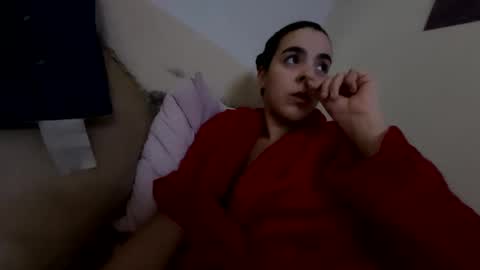 Snapshot of zoel87 chatting on 01-24-25, 06:25 LovelyLatin25 online show from 01-24-25, 06:25