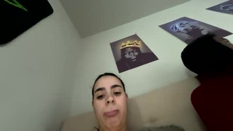 Snapshot of zoel87 chatting on 01-28-25, 01:59 LovelyLatin25 online show from 01-28-25, 01:59