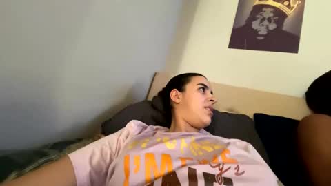 Snapshot of zoel87 chatting on 02-04-25, 09:41 LovelyLatin25 online show from 02-04-25, 09:41