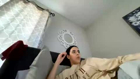 Snapshot of zoel87 chatting on 03-02-25, 09:43 LovelyLatin25 online show from 03-02-25, 09:43