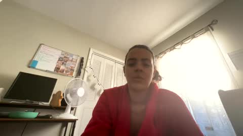 Snapshot of zoel87 chatting on 10-17-25, 01:35 LovelyLatin25 online show from 10-17-25, 01:35