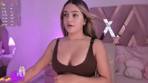 Antonella Kim online show from 09-14-25, 03:33