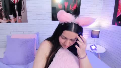 ZOE  online show from 10-29-25, 02:19