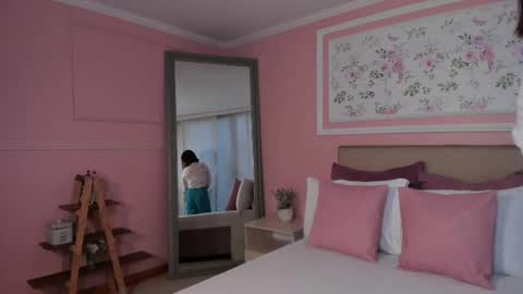 Zoes online show from 03-04-25, 11:19