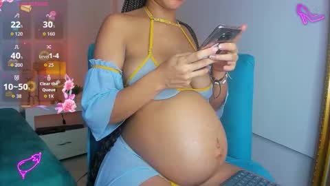 Zoe Santana online show from 11-04-25, 08:08