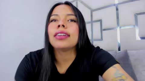 ZoeSwam online show from 09-15-25, 12:49