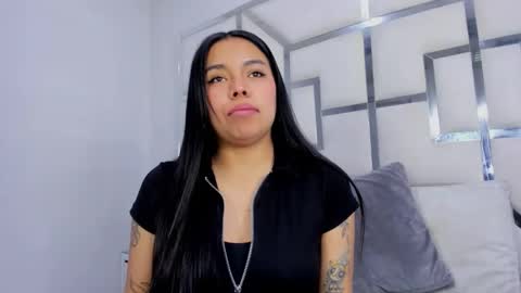 ZoeSwam online show from 10-04-25, 01:20