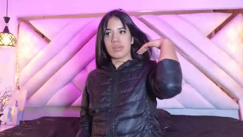 Snapshot of zoevg chatting on 03-14-26, 12:43 Zoe online show from 03-14-26, 12:43