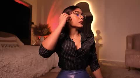 zoevidal_ online show from 11-20-25, 12:05