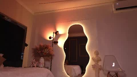 Snapshot of zoevidal_ chatting on 07-24-26, 12:25 zoevidal_ online show from 07-24-26, 12:25