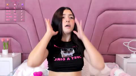 Snapshot of zoewillian chatting on 03-01-25, 01:22 zoewillian online show from 03-01-25, 01:22