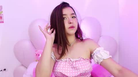 Snapshot of zoewillian chatting on 12-03-25, 12:29 zoewillian online show from 12-03-25, 12:29