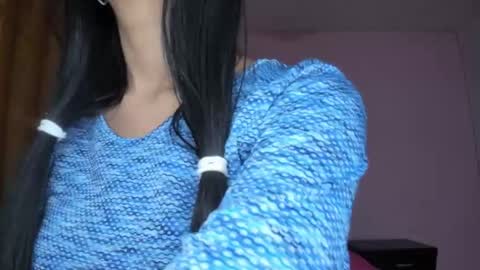 Snapshot of zoey_babyqueen19 chatting on 03-05-26, 12:39 Zoey online show from 03-05-26, 12:39