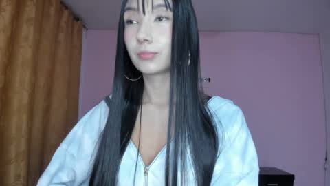 Snapshot of zoey_babyqueen19 chatting on 04-05-26, 12:52 Zoey online show from 04-05-26, 12:52