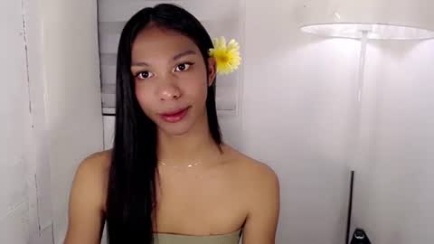 zoey online show from 02-03-25, 06:49