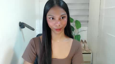 zoey online show from 02-04-25, 06:49