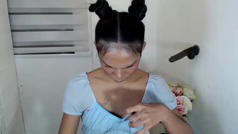 zoey online show from 02-17-25, 02:42