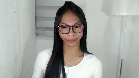 zoey online show from 03-08-25, 09:29