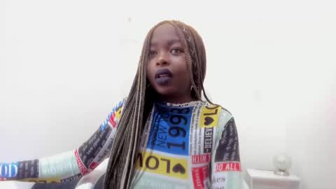 Snapshot of zooee_p chatting on 12-07-24, 11:40 Zooe online show from 12-07-24, 11:40