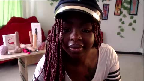 Snapshot of zooee_p chatting on 02-06-26, 06:44 Zooe online show from 02-06-26, 06:44