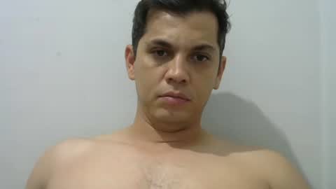 zoro_00 online show from 12-14-25, 01:11