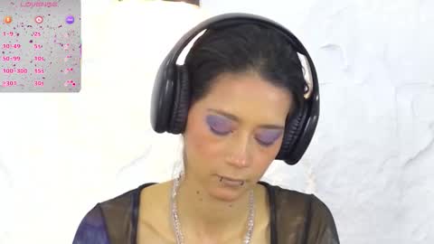 Violeta online show from 09-24-25, 12:08