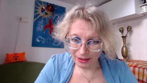 Snapshot of zosya1111 chatting on 12-29-24, 09:17 Zosya1111 online show from 12-29-24, 09:17