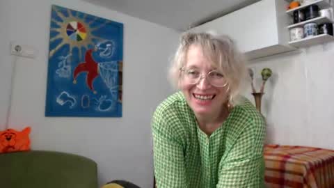 Snapshot of zosya1111 chatting on 03-03-25, 01:53 Zosya1111 online show from 03-03-25, 01:53