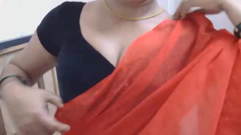 Snapshot of zoya_4u chatting on 02-28-26, 05:03 Zoya online show from 02-28-26, 05:03