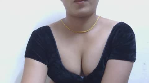 Snapshot of zoya_4u chatting on 03-25-26, 04:57 Zoya online show from 03-25-26, 04:57