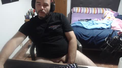 Snapshot of zuheyla26 chatting on 12-11-24, 01:47 Zuheyla online show from 12-11-24, 01:47